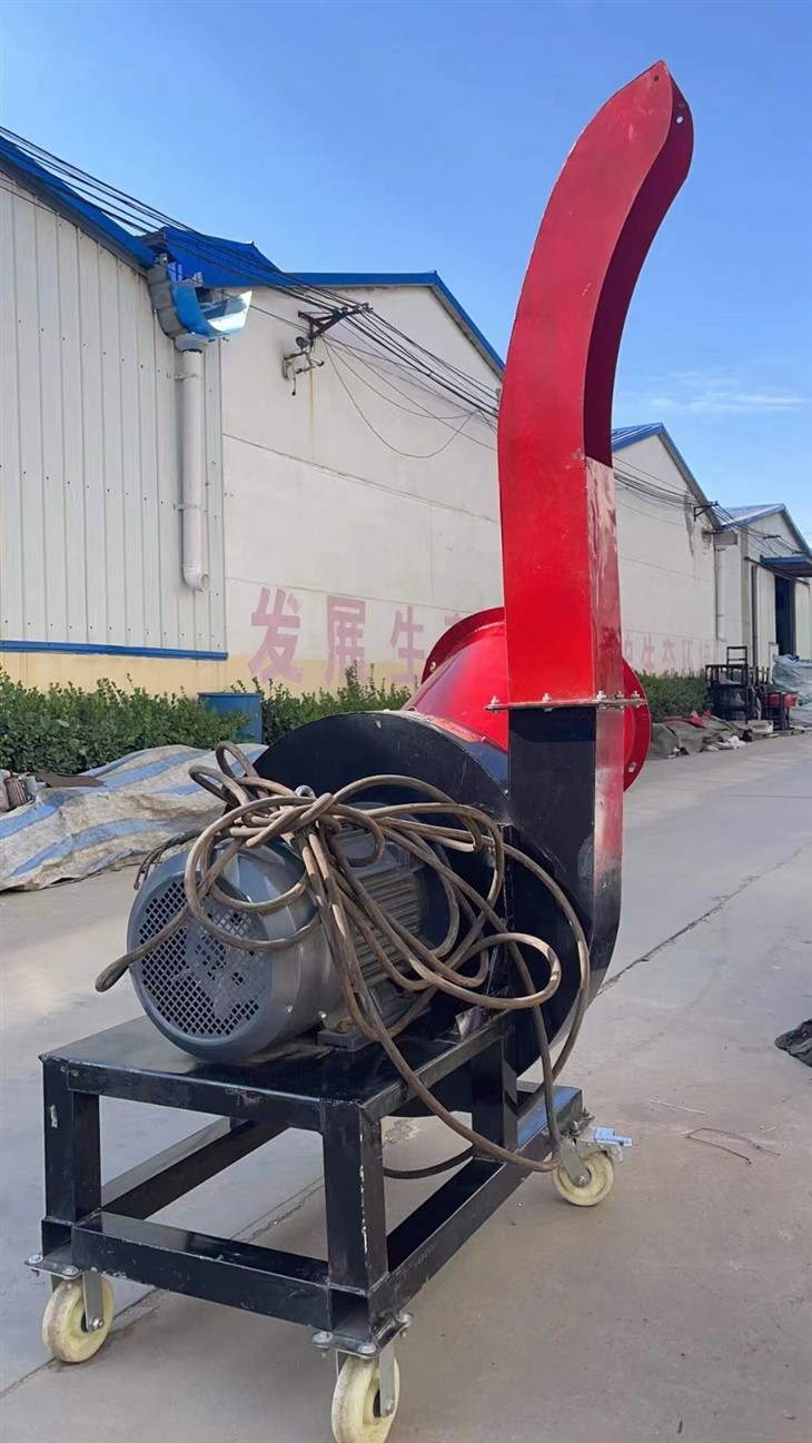 Small Volume And Cheap Tooth And Claw Crusher